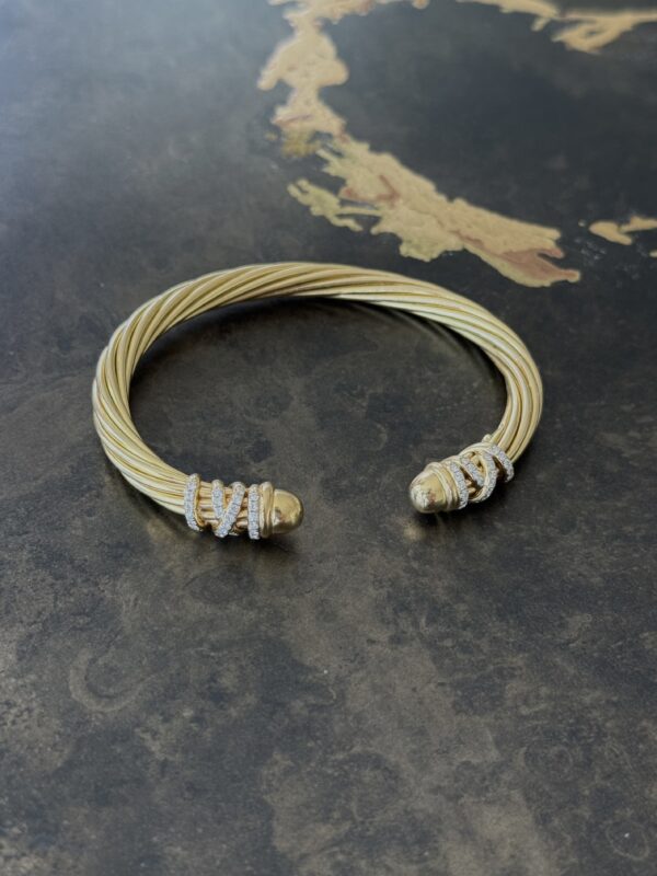 Rare David Yurman 18K Helena End Station (6mm)